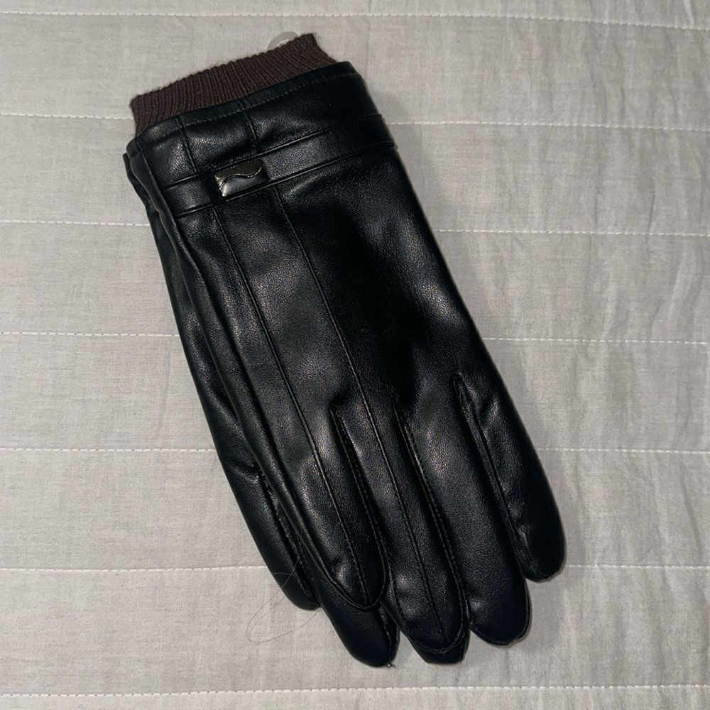 Wepop Black Brown Faux Leather Gloves